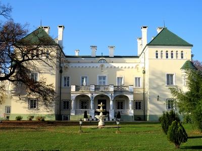Acsaújlak - Prónay Castle - Hungary-stock-photo