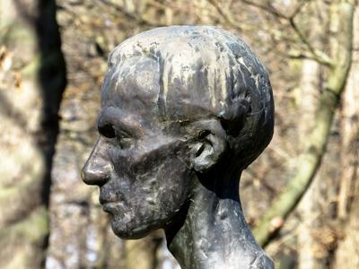 Bust of great Hungarian Poet Miklós Radnóti - Budapest-stock-foto