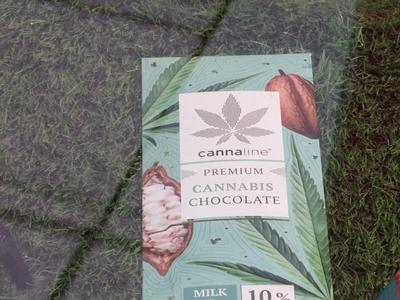 Cannabis chocolate - Vienna - Austria-stock-foto