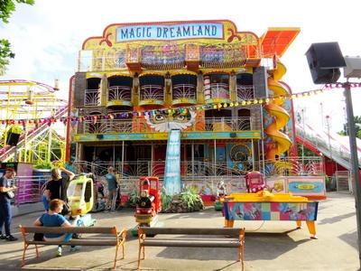 The pavilion called Magical Dreamland in the Prater amusement park in Vienna-stock-foto