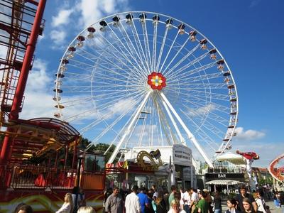 Big wheel in the Prater amusement park in Vienna-stock-foto