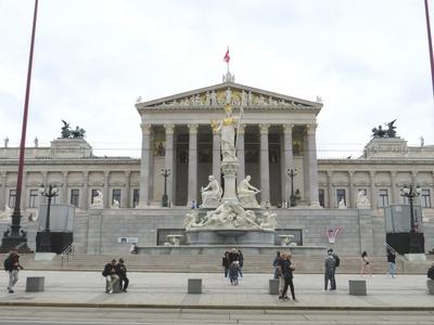 Vienna - Austrian Parliament-stock-foto