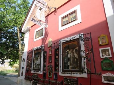 Keszthely - Doll Museum - Hungary-stock-foto