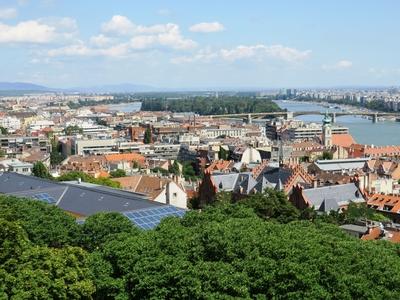 View of Budapest - Danube - Margaret Island-stock-foto