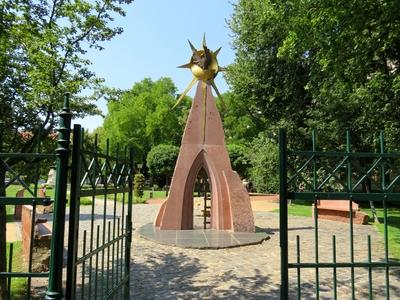 Monument to the Reformtion - Debrecen - Hungary-stock-foto