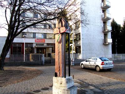 Hungarian Holy Crown Memorial - Slovakia - Dunaszerdahely-stock-foto