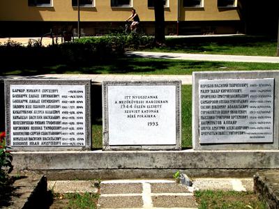 Grave of soviet soldiers - Mezőkövesd - Hungary-stock-foto