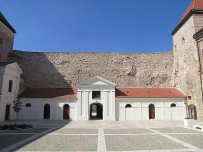 Várpalota - Thury Castle - Hungary-stock-foto