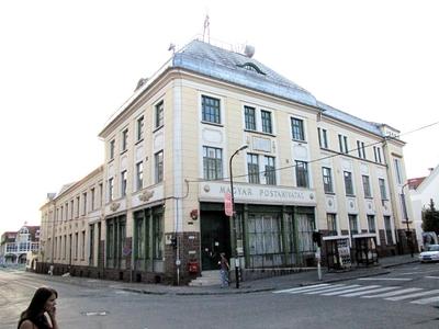 Nagykanizsa - Poste office - Hungary-stock-foto