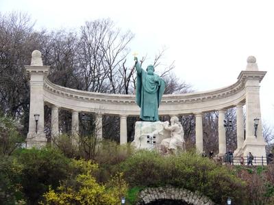 Statue of Bishop St. Gellért - Budapest-stock-foto