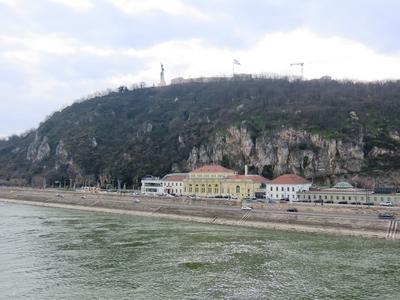 Rudas spa - Budapest - Gellért Hill - Danube-stock-foto