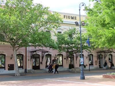 Békéscsaba - Hotel Fiume - Hungary-stock-foto