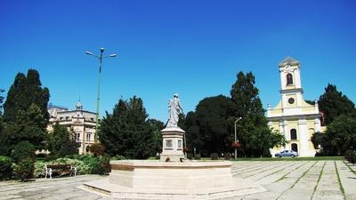Szarvas - Main square - Hungary - City view-stock-foto