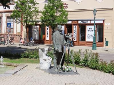 Statue of Károly Bodoki  - Hungarian engineer, surveyor - Gyula-stock-foto
