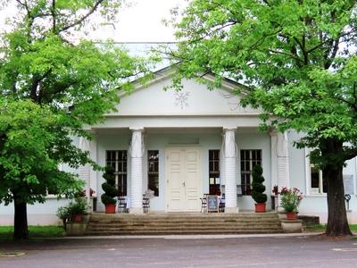 Tolcsva - Castle Szirmay-Waldbott - Hungary-stock-foto