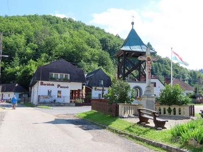 The center of the Újhuta settlement in the Zemplén Mountains - Hungary-stock-foto