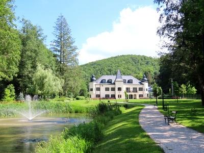 Bretzenheim-Waldbott Castle - Újhuta - Hungary - Hotel-stock-foto