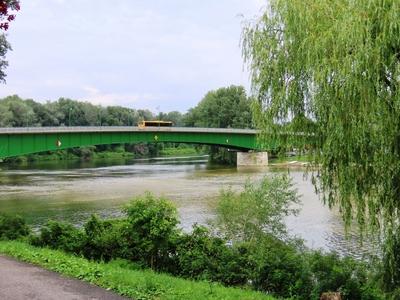 Tokaj - Bridge over the confluence of the Tisza and Bodrog rivers - Hungary-stock-foto