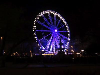 Christmas lights in Budapes - The downtown Ferris wheel-stock-foto