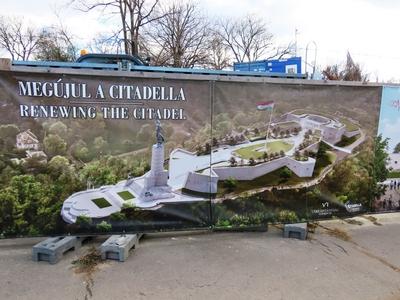Poster showing the renewal of the Budapest Citadel - Liberty statue-stock-foto