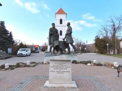 Batthyány Lajos and Móga János statue - Sukoró - Hungary- 1848-stock-foto