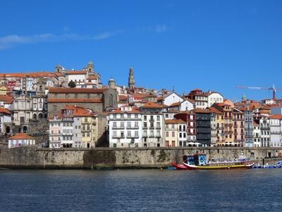View of the city of Porto - Douro river - Clérigos tower-stock-foto