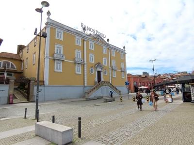 The Ramos Pinto winery - Porto - Portugal-stock-foto