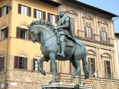 Bronze equestrian statue of Cosimo de' Medici - Florence - Firenze-stock-foto
