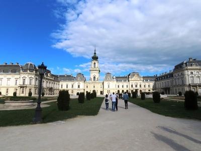 The park side of Festetics Castle - Hungary-stock-foto