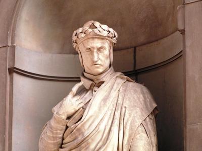 Statue of Dante Alighieri - Florence - Firenze - Uffizi Gallery-stock-foto
