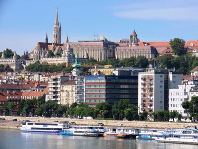 The Castle Hill in Buda - Danube - Fisherman's Bastion-stock-foto