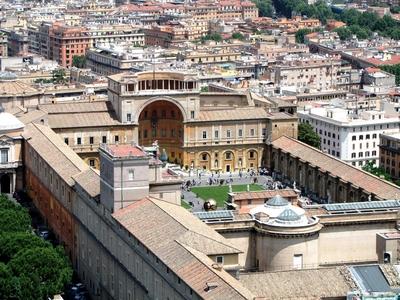 Rome - - Vatican Museums - Courtyard-stock-foto