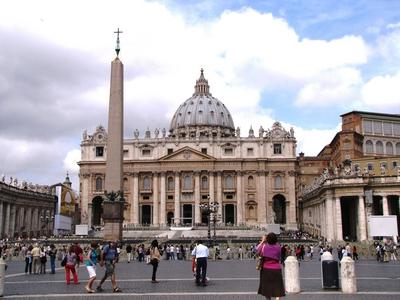 Rome - Vatican - St. Peters Square - Basilica-stock-foto