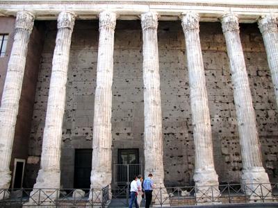 Rome - Hadrian's Church - Hadrianeum-stock-foto