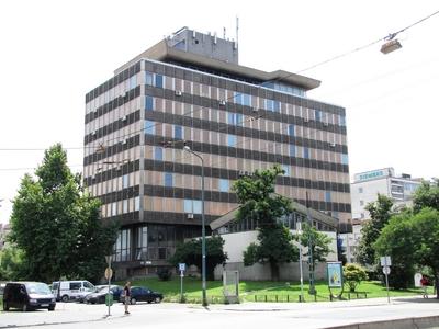 Budapest, 6 August 2016The Budapest District Court and the Budak?rny?ki Court.A Budapest K?rny?ki T?rv?nysz?k ?s a Budak?rny?ki B?r?s?g aTh?k?ly ?t 97-101. sz. alatt.-stock-foto