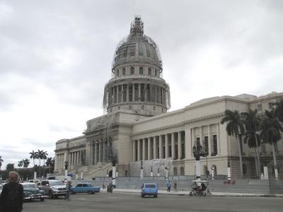 Havana, 25 January 2015The Capitolium, the cuban Parliament.A Capitolium, a kubai t?rv?nyhoz?s ?p?lete. 1929-ben ?p?lt. Jelenleg a kubai tudom?nyos akad?mi?nak ad otthont. A restaur?l?s alatt ?ll? ?p?letet, fel?j?t?s?nak befejezt?vel ?jra parlamentt? k?v?nj?k v?ltoztatni.-stock-foto