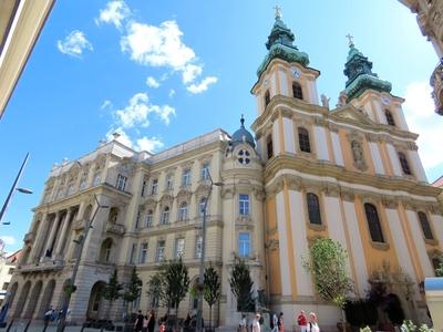 University Eötvös Loránd - Faculty of Law - University Church - Budapest-stock-foto