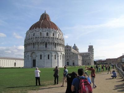 Pisa, Square of Miracles (Piazza dei Miracoli) - Italy-stock-foto
