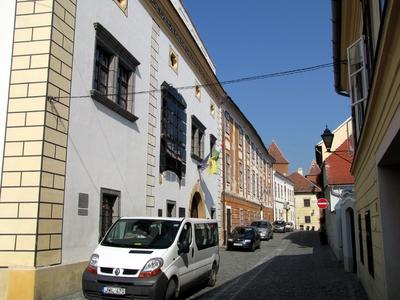 K?szeg (Hungary), 13 September 2016.Chernel street of K?szeg.A Chernel utca..-stock-foto