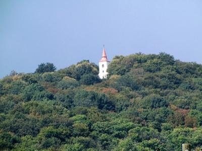 St. Vid Mountain (Hungary), 13 Septembeer 2016.St. Vid Mountain Chapel near K?szeg City.A Szent Vid hegyi k?polna.-stock-foto