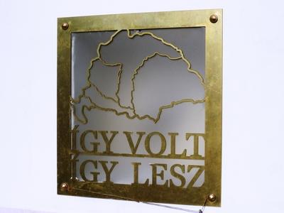 Dunaharaszti, 5 February 2018Memorial of Hungarian Soldiers died in World War I. It writes: "So it was, so it will be".Az I. vil?gh?bor?ban elesett magyar katon?k eml?k?re ?ll?tott eml?km?. Felirat: ?gy volt, ?gy lesz (Trianon).-stock-foto