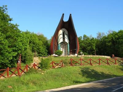 P?kozd, 30 April 2017Monument to the memory of the Battle et Don of WWII.A p?kozdi doni eml?km?. A II. vil?gh?bor? doni csat?j?ban elesettek eml?k?re. Korompai P?ter ?s Szab? Tam?s 1994-ben k?sz?lt alkot?sa.-stock-foto