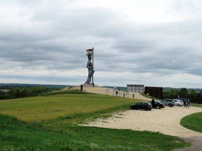 Michael the Hussar statue - Pákozd - Hungary-stock-foto