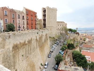 The old town of Cagliari with the medieval castle wall - Sardinia - Italy-stock-foto