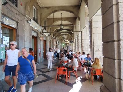 The arcaded promenade next to the port of Cagliari - Sardinia - Italy-stock-foto