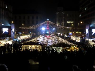 Budapest - Chritmas lights - Winter Fair-stock-foto