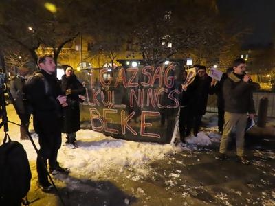 Solidarity demonstration with Venezuela - Budapest - US agression-stock-foto