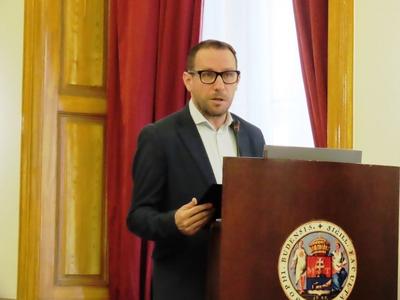 Dean Dávid Bartus - ELTE University - Budapest - Iranian-Hungarian diplomatic relations - Centenary exhibition-stock-foto