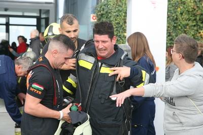 Országos Tűzoltó Lépcsőfutó Bajnokság Budapesten-stock-foto