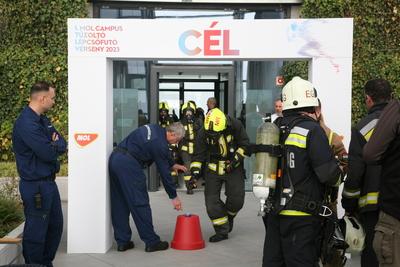 Országos Tűzoltó Lépcsőfutó Bajnokság Budapesten-stock-foto